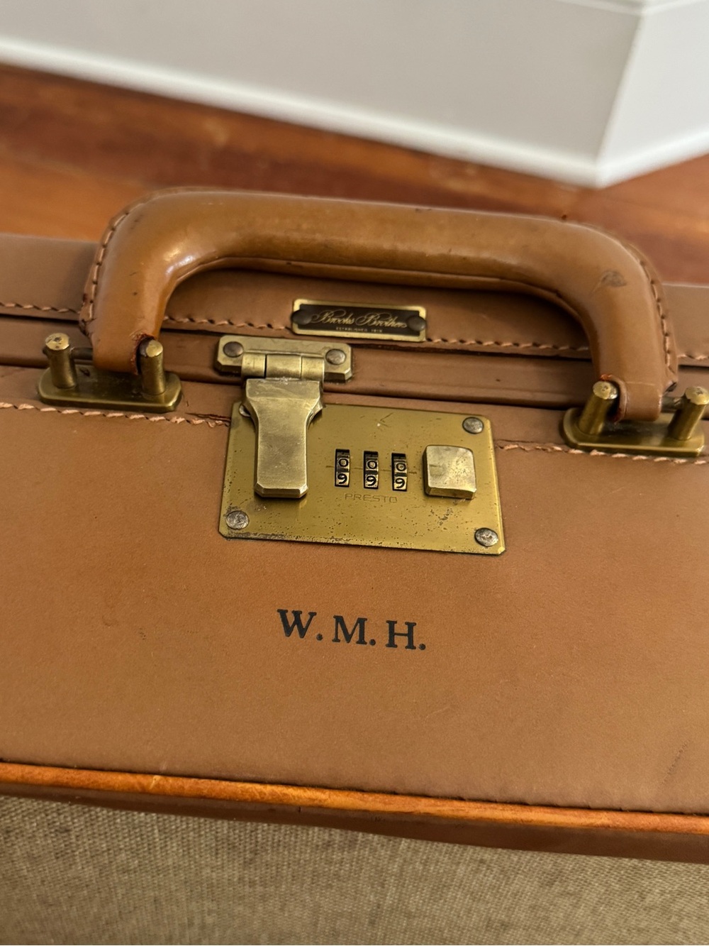 Vintage 60's Brooks Brothers Tan Leather Fabric Suitcase Luggage Combination - Picture 9 of 15